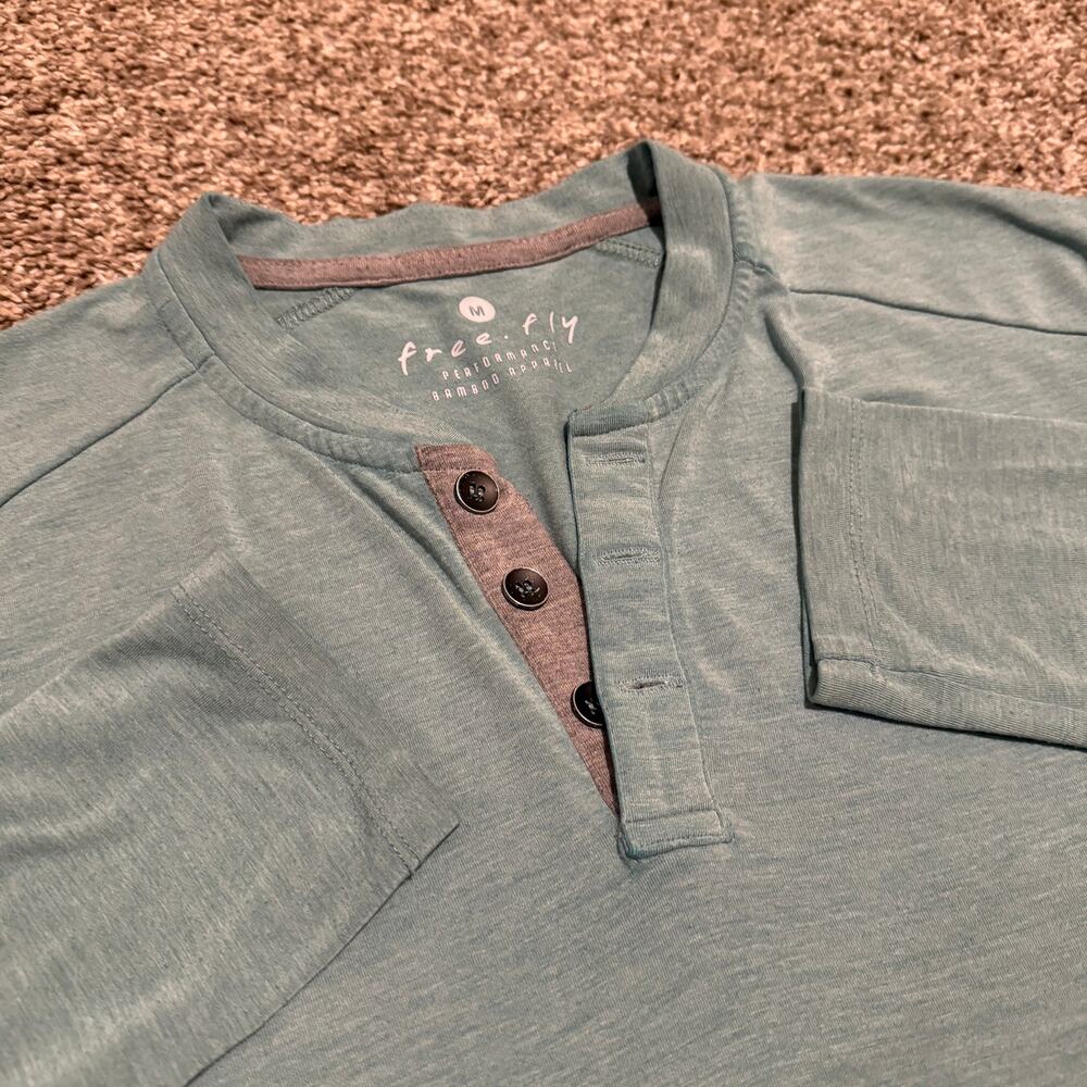 Free Fly Bamboo Performance Henley Mens Medium Sage Green Long Sleeve Stretch
